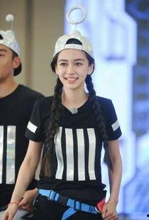 杨颖戴帽子酷酷的照片,酷帽造型，魅力四溢