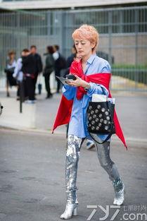 银色雪地靴搭配图片,雪地靴演绎冬日时尚风采